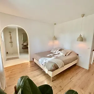  Appartement Maison A Avec Jardin Privatif Dans Domaine Des Crozes